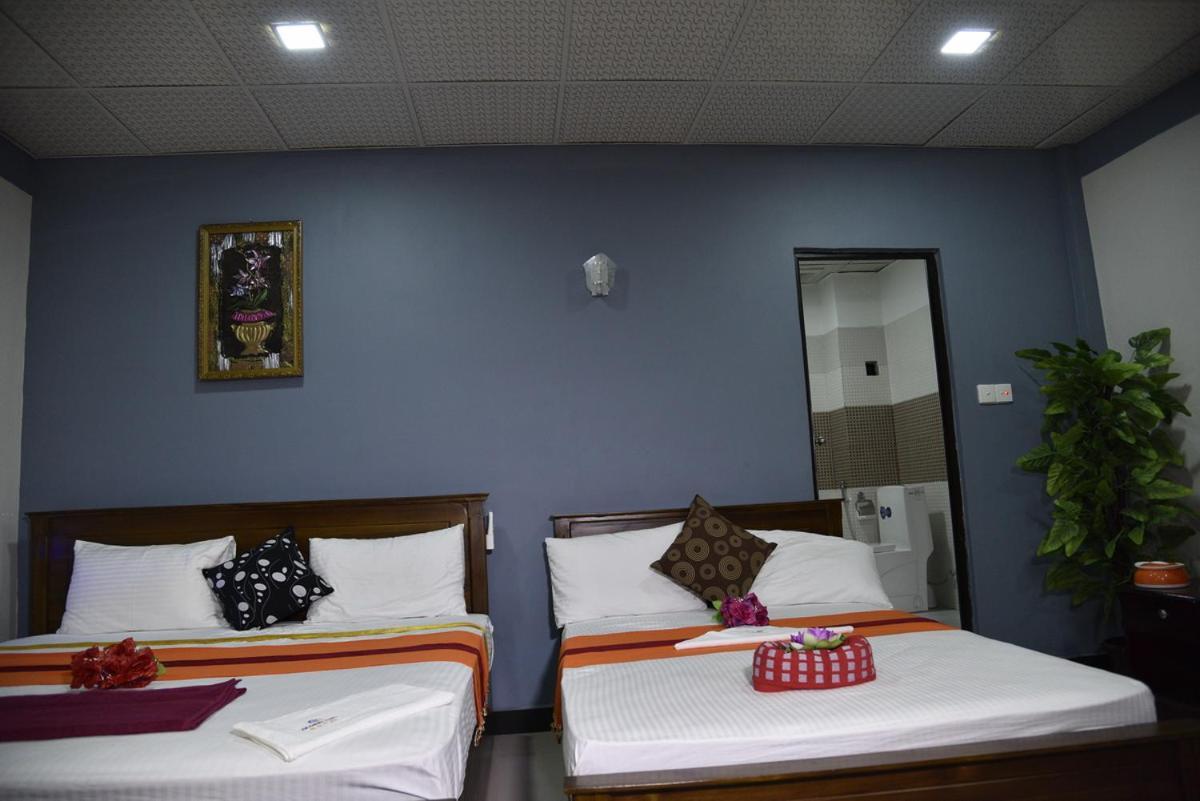 Global City Hotel Maligawatta Exterior photo