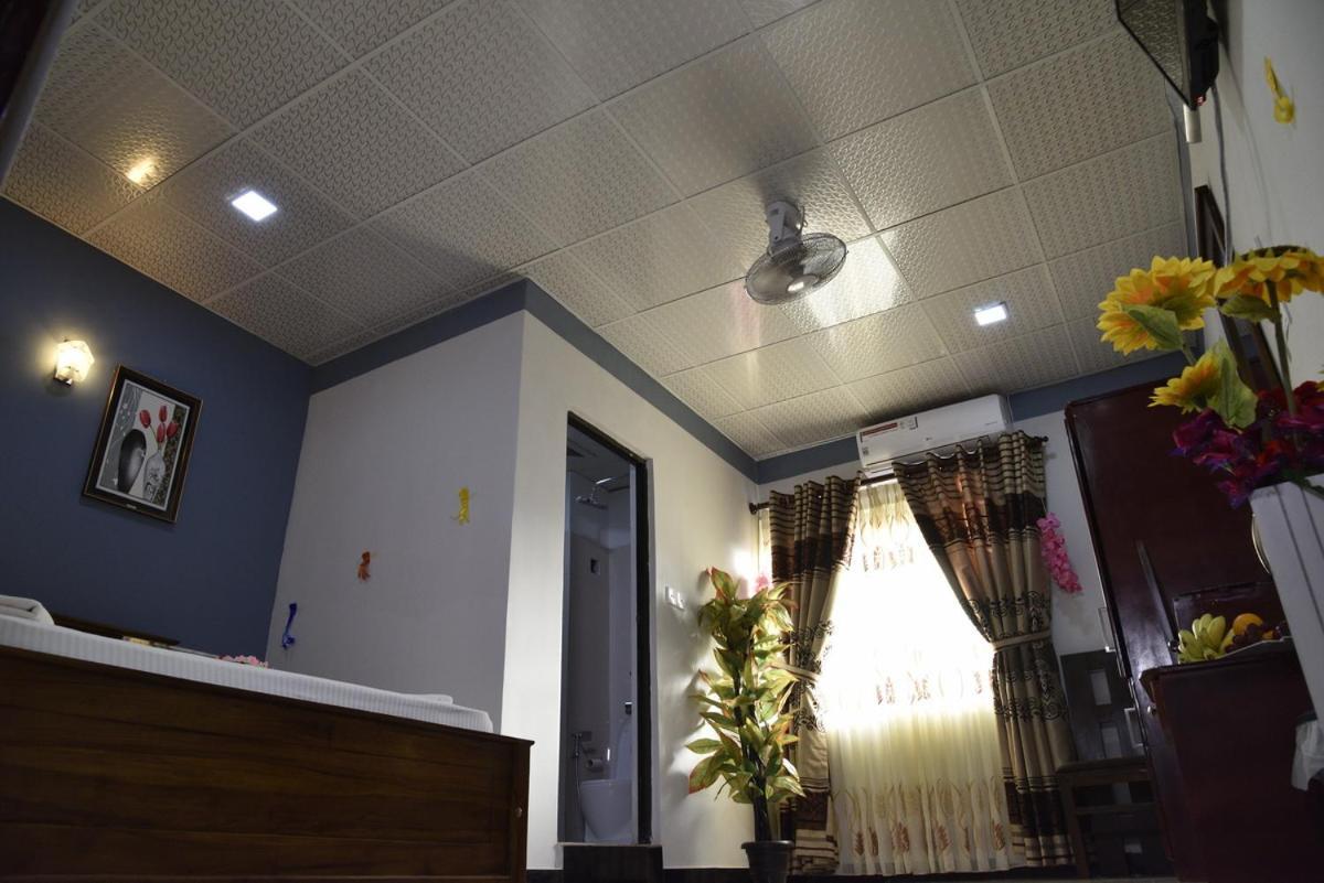 Global City Hotel Maligawatta Exterior photo